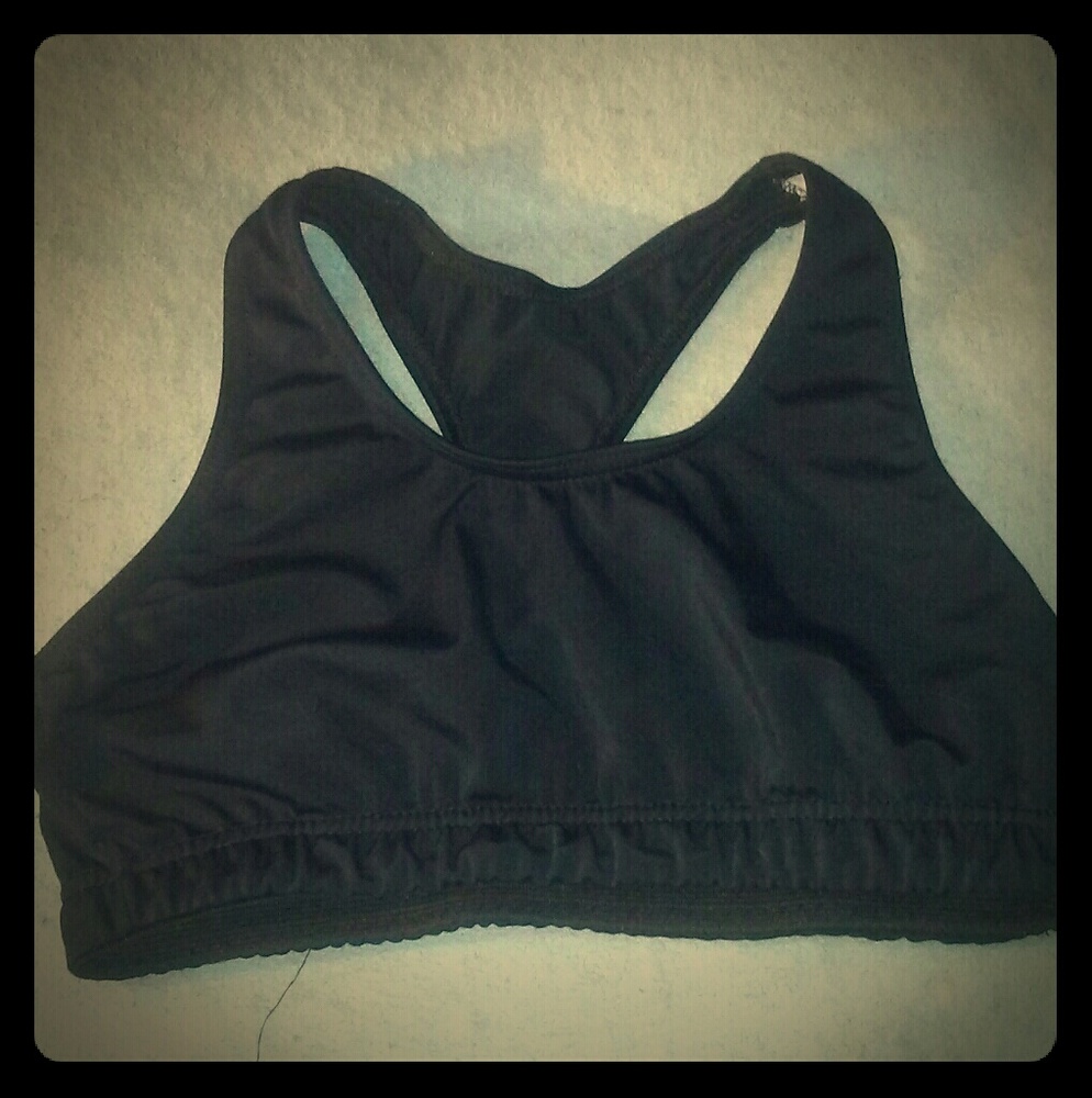 Black sports bra